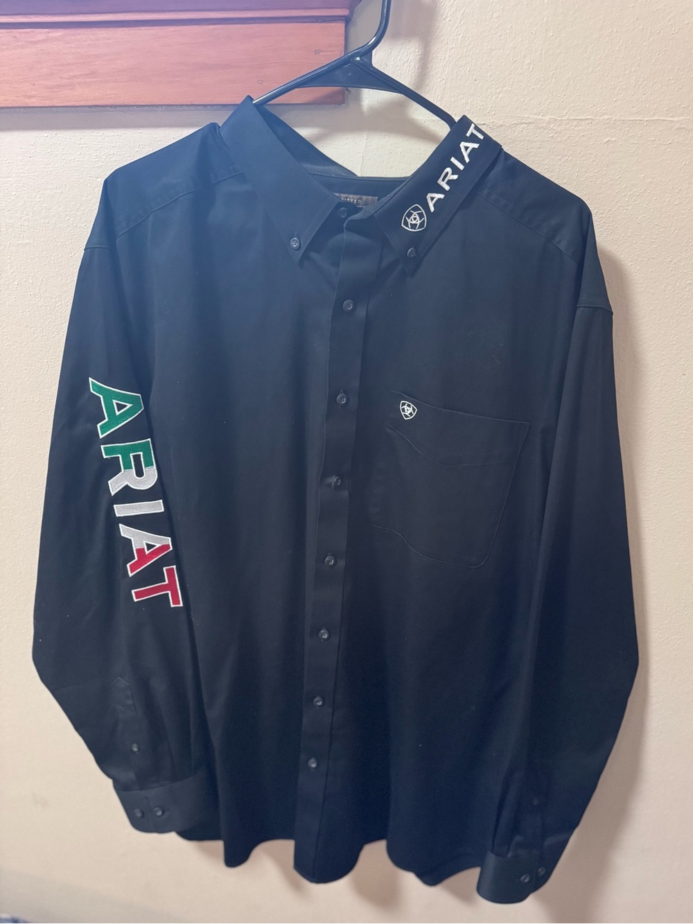 Ariat Black Mexico Long-Sleeve Button-Down Shirt